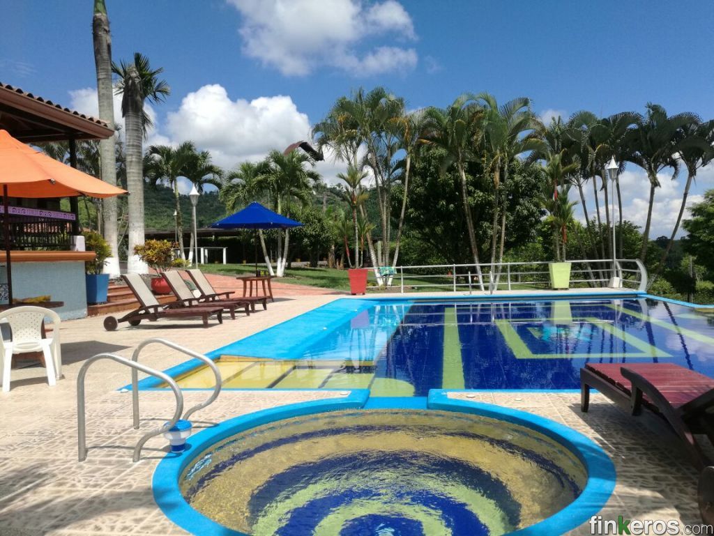 Hermosas fincas en el eje cafetero CM132 - Finca en Pereira, Risaralda